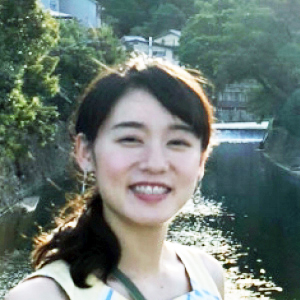 小溝 茜里